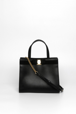 Medium Vara Bow Chain Bag