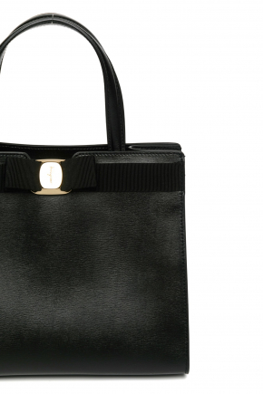 Medium Vara Bow Chain Bag