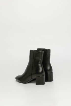 Calfskin Leather Boots