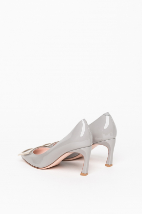 Trompette Metal Buckle In Patent Leather Pumps