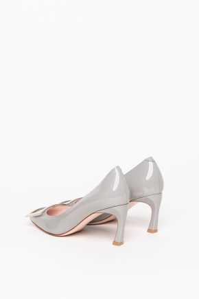 Trompette Metal Buckle In Patent Leather 密頭高跟鞋