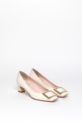 Trompette Metal Buckle In Patent Leather 密頭高跟鞋
