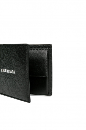 Grain Calfskin Leather Wallet
