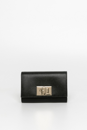 Textured Leather Wallet