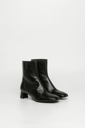 Calfskin Leather Boots