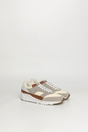 Bump Sneakers