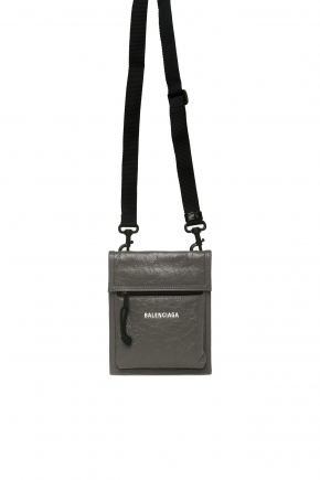 Explorer Small Pouch With Strap 斜背包