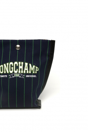 Essential xs Crossbody Bag