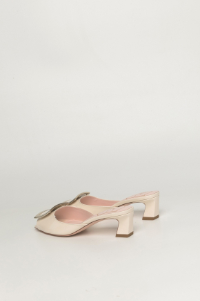 Trompette Mules In Patent Leather 凉鞋