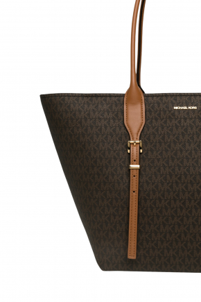 Moore Tote bag