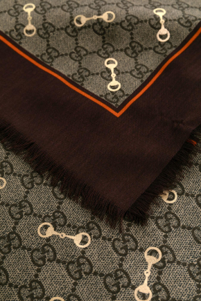 Gg Print With Horsebit Silk Shawl 围巾