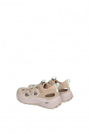 PET聚酯纖維運動鞋