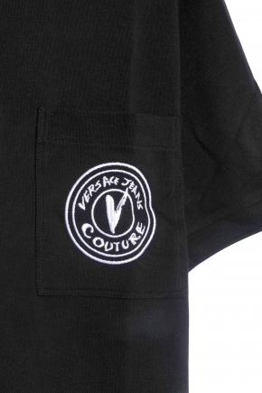 Embroidered V-Emblem Polo衫