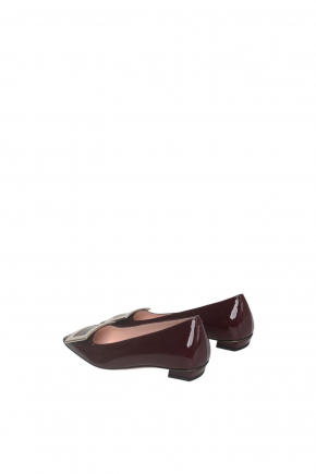 Belle Vivier Metal Buckle Ballerinas In Patent Leather 平底鞋